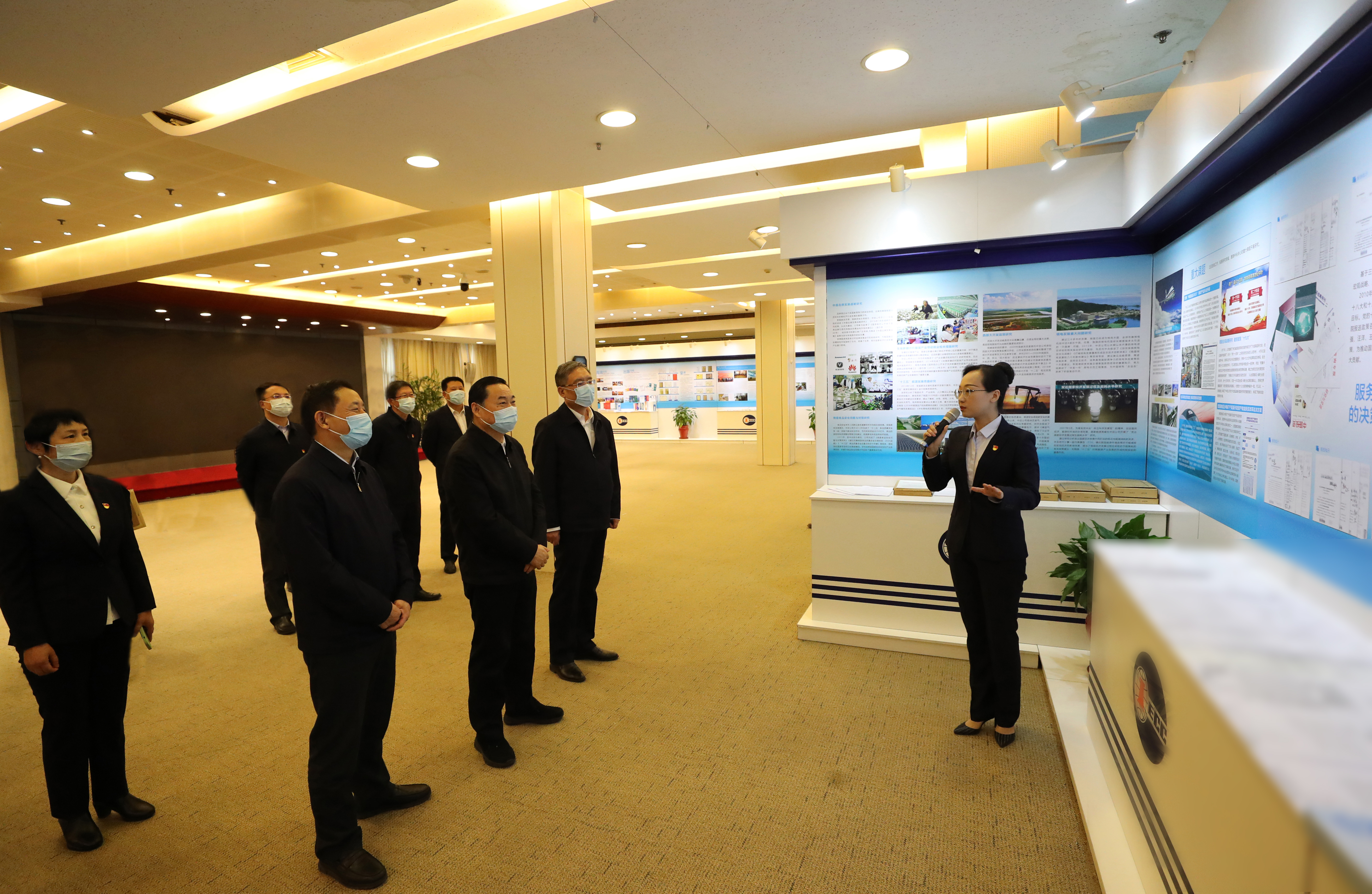 郝鹏、、国资、、央企、、国资委、、书记、、主任、、国企、、企业刷新